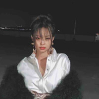 Kim Jennie - Em