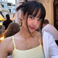 Lisa - Cô