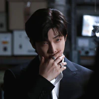 Namjoon ( ba cô )