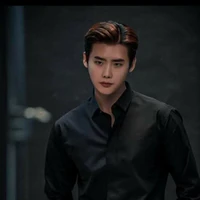Jong Suk ( ba nàng )