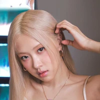Chaeyoung ( nàng )