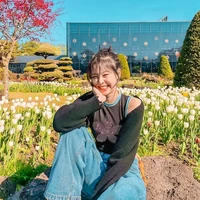 Kim Jennie (Em)