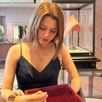 Becky RebeccaPatriciaArmstrong(Nàng)