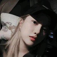 Freen SarochaChankimha (Cô)