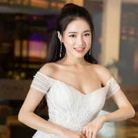 Nhã Phương(mẹ Y/N)