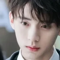 trương ngải giai / hugo
