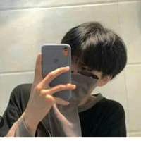 Em họ Gia Trí