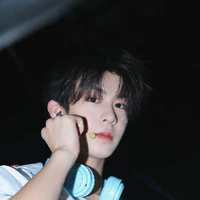 Vương Hạo/y/