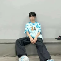 Uông Tuấn hy