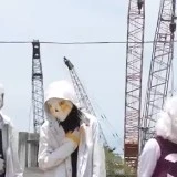707