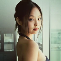 Jennie Kim[em]