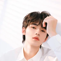 Tống Á Hiên