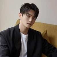 lục tư thành