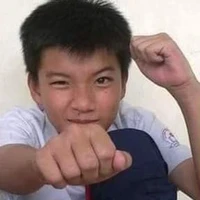 Bé Hiếu