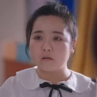 Chị Giữ Đồ
