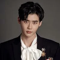 Lee Jong-Suk