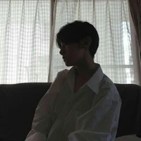 Hạ Minh Khánh - Anh 3 nó