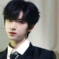 Hạ Tuấn Lâm