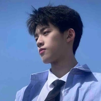 Quan Tuấn Thần_Hắn