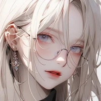 Larinia Erina [ chị gái ]