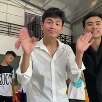 pé 7 [ nguyên]