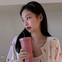 NiNi (Jennie)
