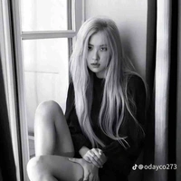 Roseanne Park [Rosé]