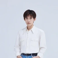 Dịch Dương Thiên Tỷ