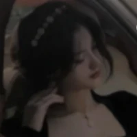 Châu Kì Mỹ Linh(nu9-cô)
