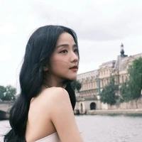 Kim Jisoo [ chị ]