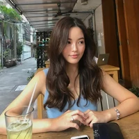 Chị Win(chị hai)