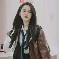 Lưu Thiến Thiến (677)