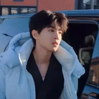 Vương Tuấn Khải