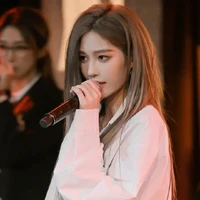 Vương Dịch | cô