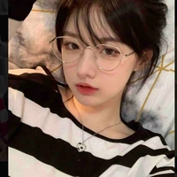 Lạc Châu Anh_em gái na9