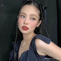 Kim Jennie (em)