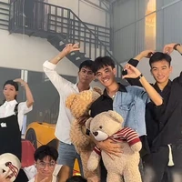 cả team ❤️‍🔥