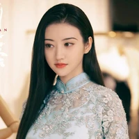 Nguyệt Tuyết Linh