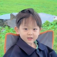 Trần Bảo Huy_bạn na9_nhỏ