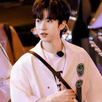 Hạ Tuấn Lâm🐰