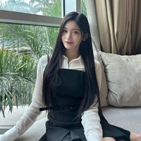 LEESEO ( LEE HYUNSEO )