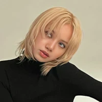 Lalisa Manoban (Cô)