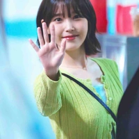 IU