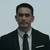 Hiệu trưởng Supot Chueamanee