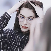 Heidi ( Bạn thân Engfa)