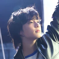 Jeon JungKook [Cậu]