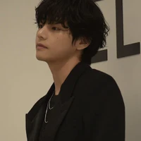 Kim Taehyung - V