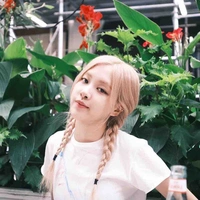 Chaeyoung- nàng