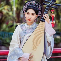 TIÊU LINH TÂM