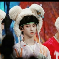 Mục Chì Thừa /anh/